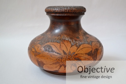 Poker-work,Poinsettia,Huon-Pine,
