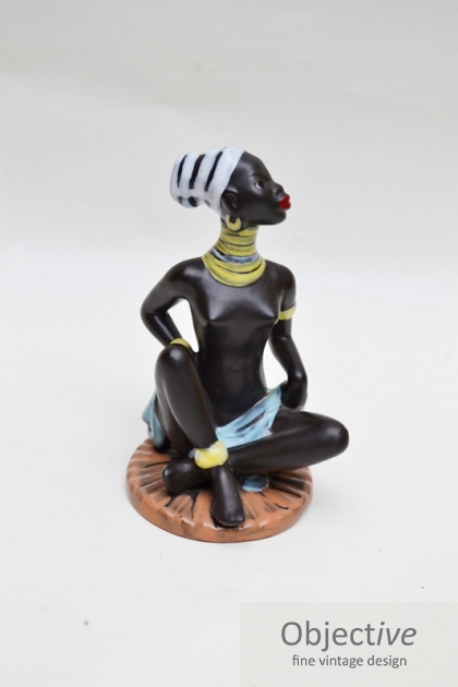 Cortendorf-pottery, cortendorf-figurine, black-lady,